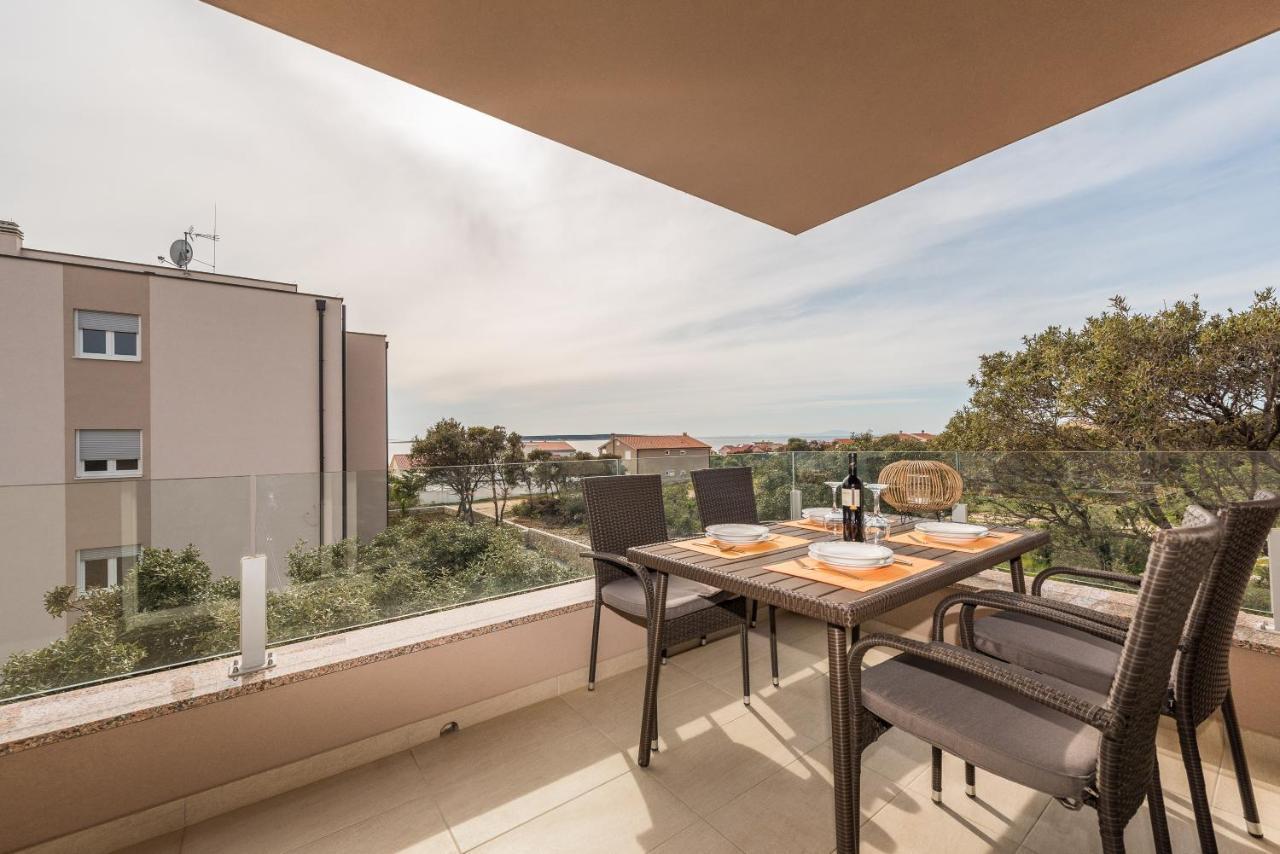 מאנדרה Zoran Brand New Modern Apartments מראה חיצוני תמונה