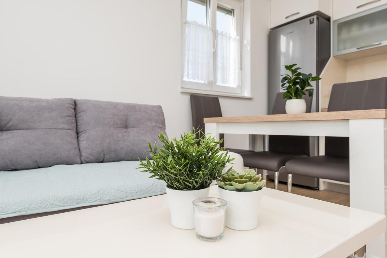מאנדרה Zoran Brand New Modern Apartments מראה חיצוני תמונה